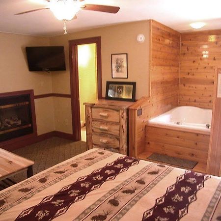 Mountaintop Lodge At Lake Naomi Pocono Pines Екстериор снимка