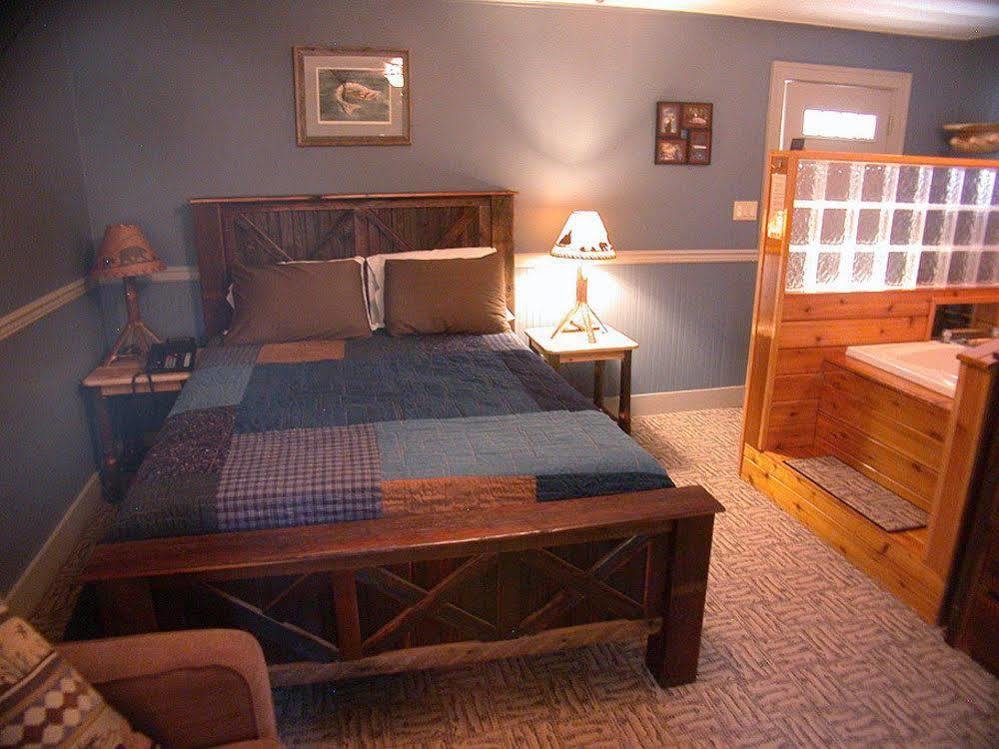 Mountaintop Lodge At Lake Naomi Pocono Pines Екстериор снимка