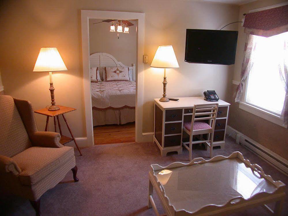 Mountaintop Lodge At Lake Naomi Pocono Pines Екстериор снимка