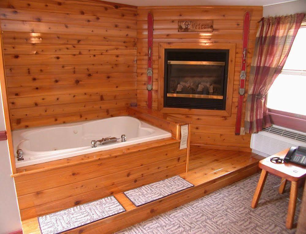 Mountaintop Lodge At Lake Naomi Pocono Pines Екстериор снимка